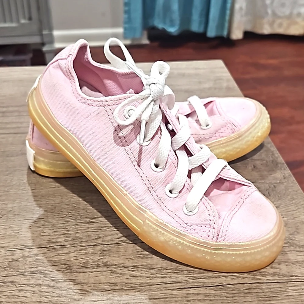 Cherry Blossom Pink Converse US 13with gold bottoms